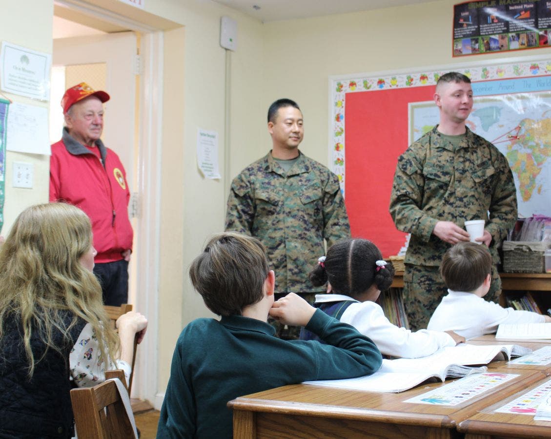 https://patch.com/img/cdn20/users/22821270/20161220/052148/styles/raw/public/article_images/us_marines_visit_with_harbor_country_day_first_graders-1482272476-9042.jpg