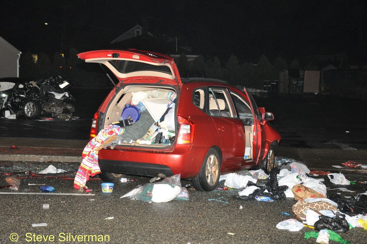 Police ID Victims in Fatal Crash Into East Northport Pizzeria ...
