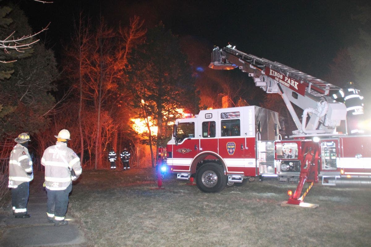 WATCH Fire Breaks Out At Former Kings Park Psychiatric Center Kings