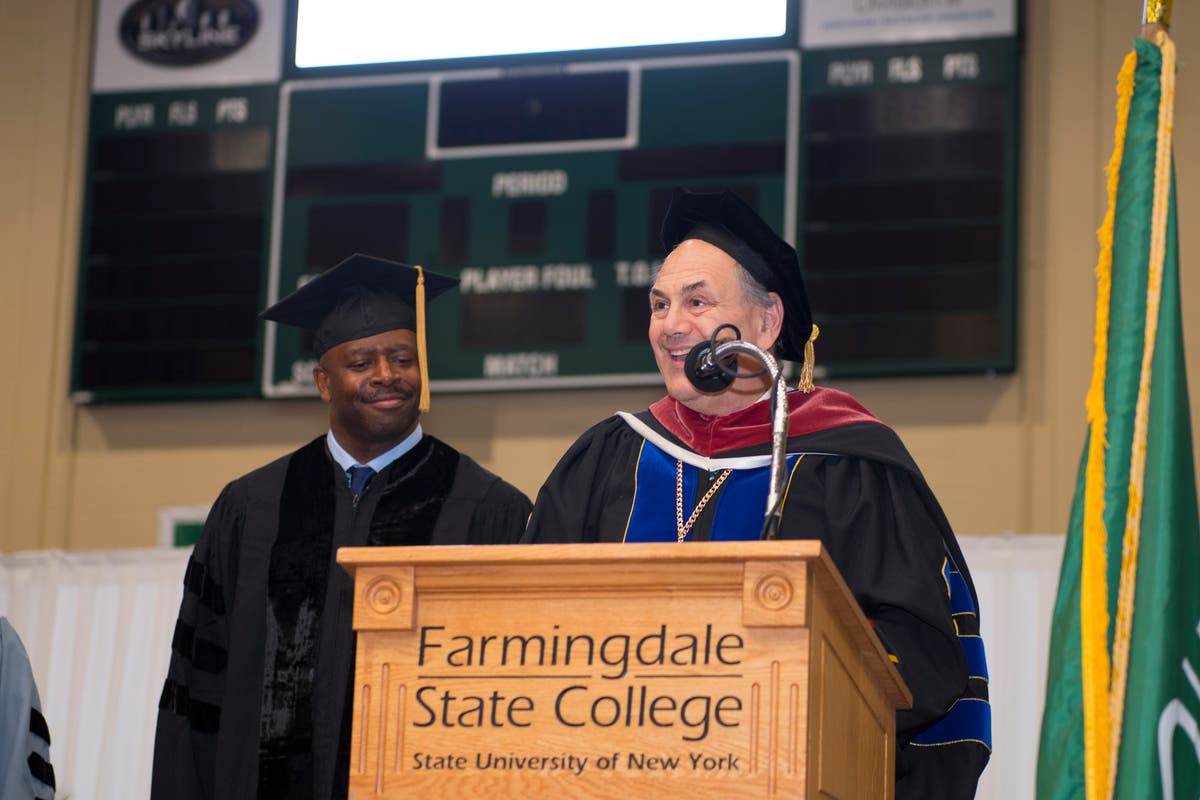 https://patch.com/img/cdn20/users/22821270/20170523/031736/styles/raw/public/article_images/leland_melvin_l_and_farmingdale_president_john_nader-1495566863-8895.jpg
