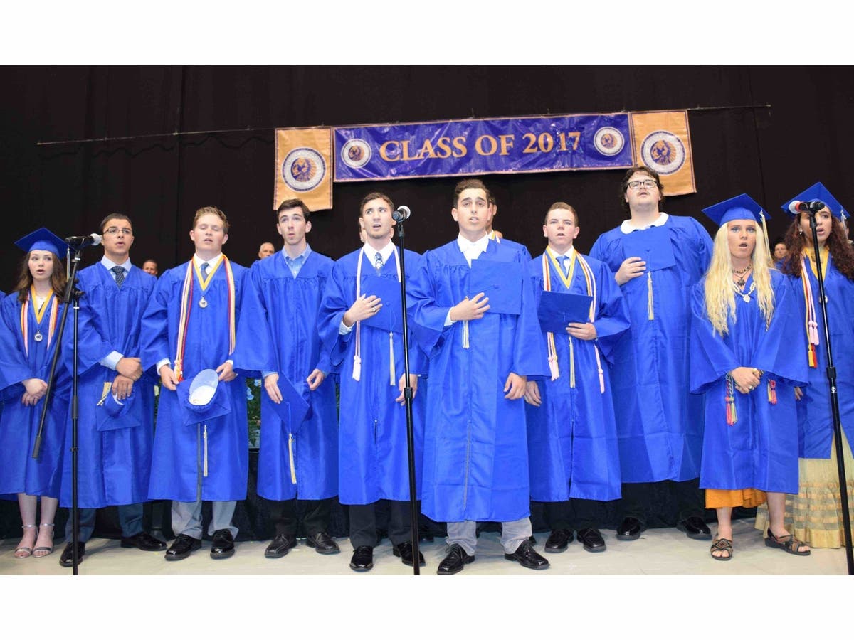https://patch.com/img/cdn20/users/22821270/20170622/084400/styles/raw/public/article_images/mhs_graduation_1-1498135356-8115.jpg