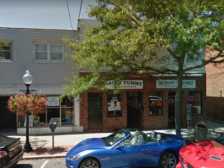 Asian Yummy on 74 Deer Park Avenue, the site of the new restaurant.