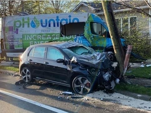 The crash was reported on Union Boulevard at 6:24 a.m.