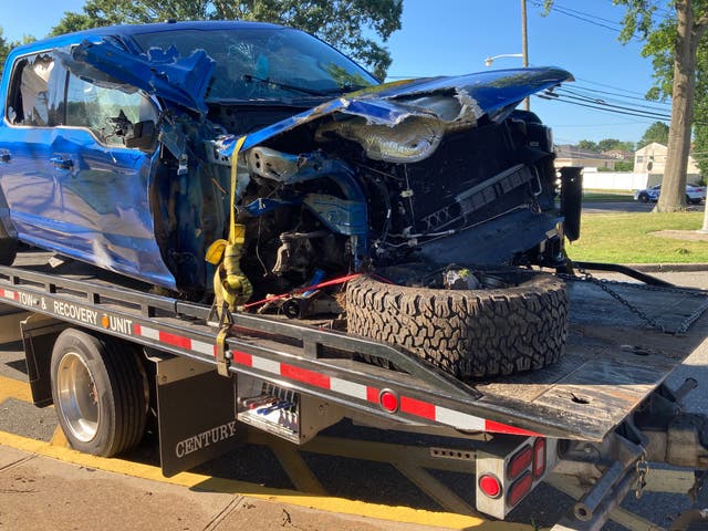 Man Seriously Injured After Crashing Truck Into Tree | Lindenhurst, NY ...