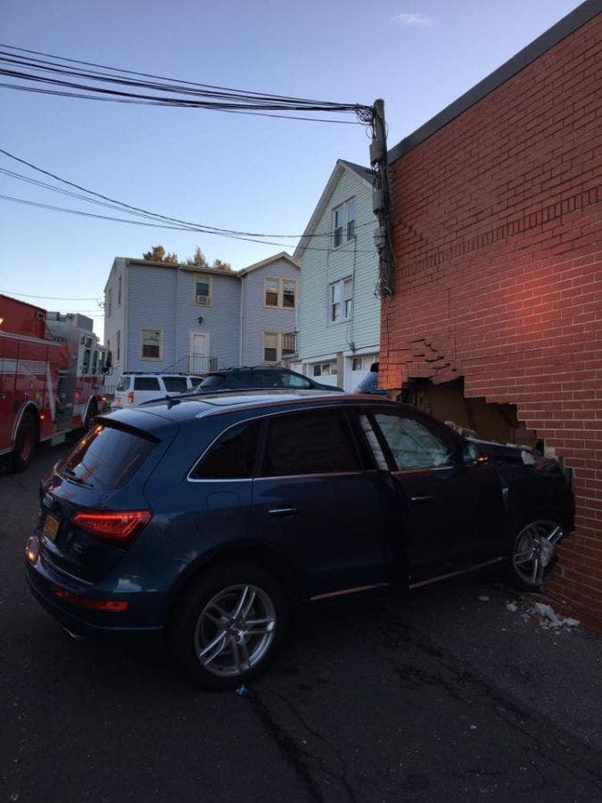 Car Crashes Into Building in Greenwich | Greenwich, CT Patch
