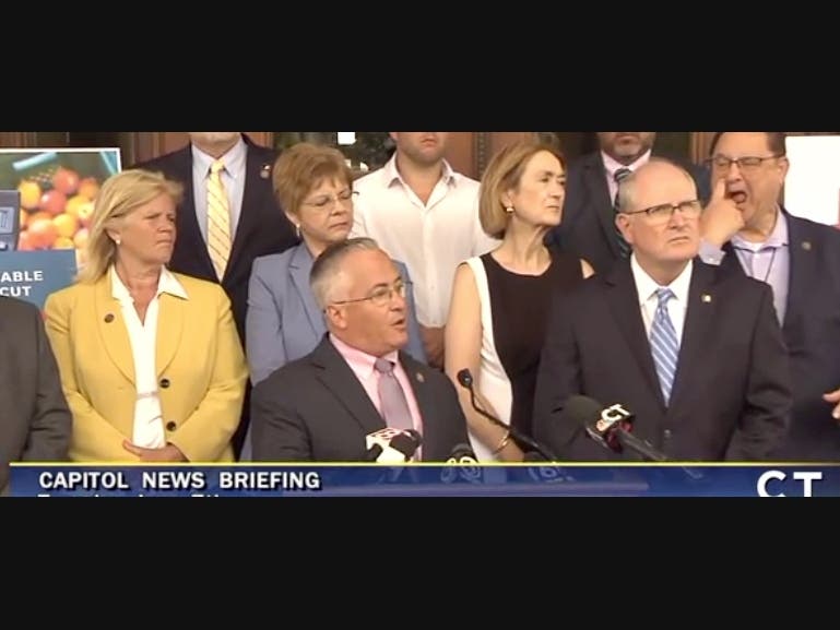 Legislative Republicans called for a special session so the General Assembly can take up a vote on a $746 million tax relief plan.