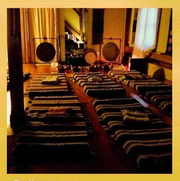  Relaxing Candlelight Sound Journey in the Loft  
