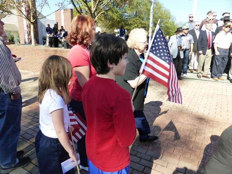 https://patch.com/img/cdn20/users/22831474/20161108/105313/styles/raw/public/article_images/20151111-patriciawhuff-smyrnaveteransday_36-1478620378-8368.jpg