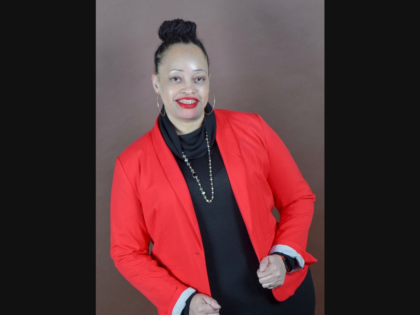 Gwen Logan-Craig named the winner of Grind + Growth's business pitch competition.