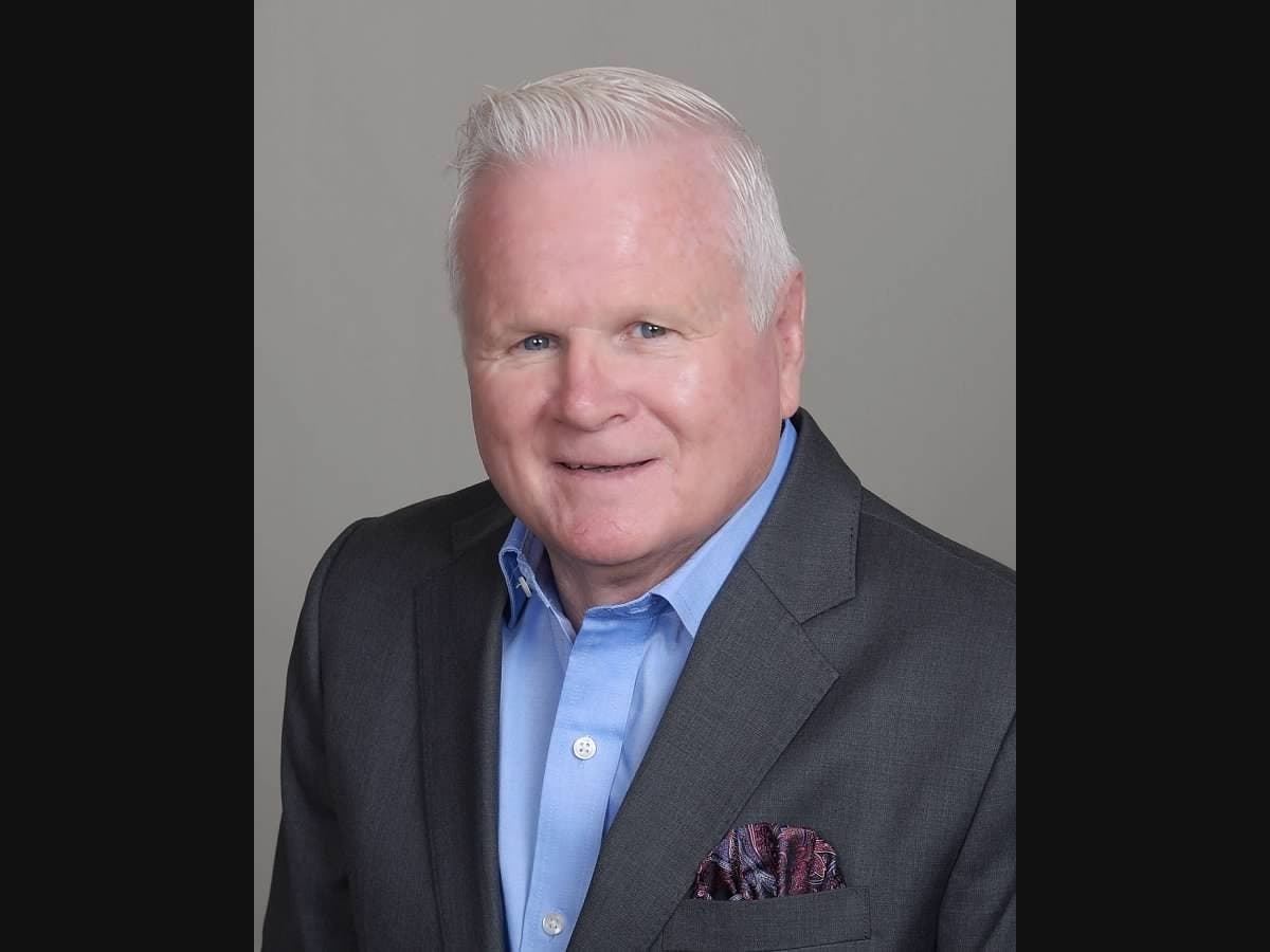 Oestreich recently opened his new brokerage and consulting firm to assist small business owners.