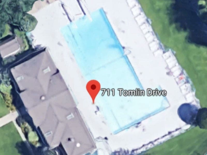 The Woods Pool, located at 711 Tomlin Drive in Burr Ridge. 