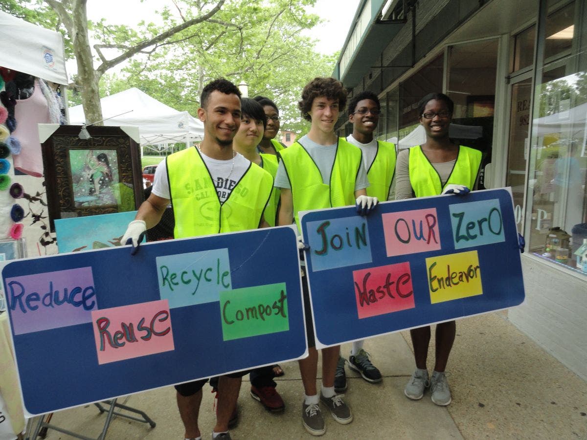 News small post card thumbnail