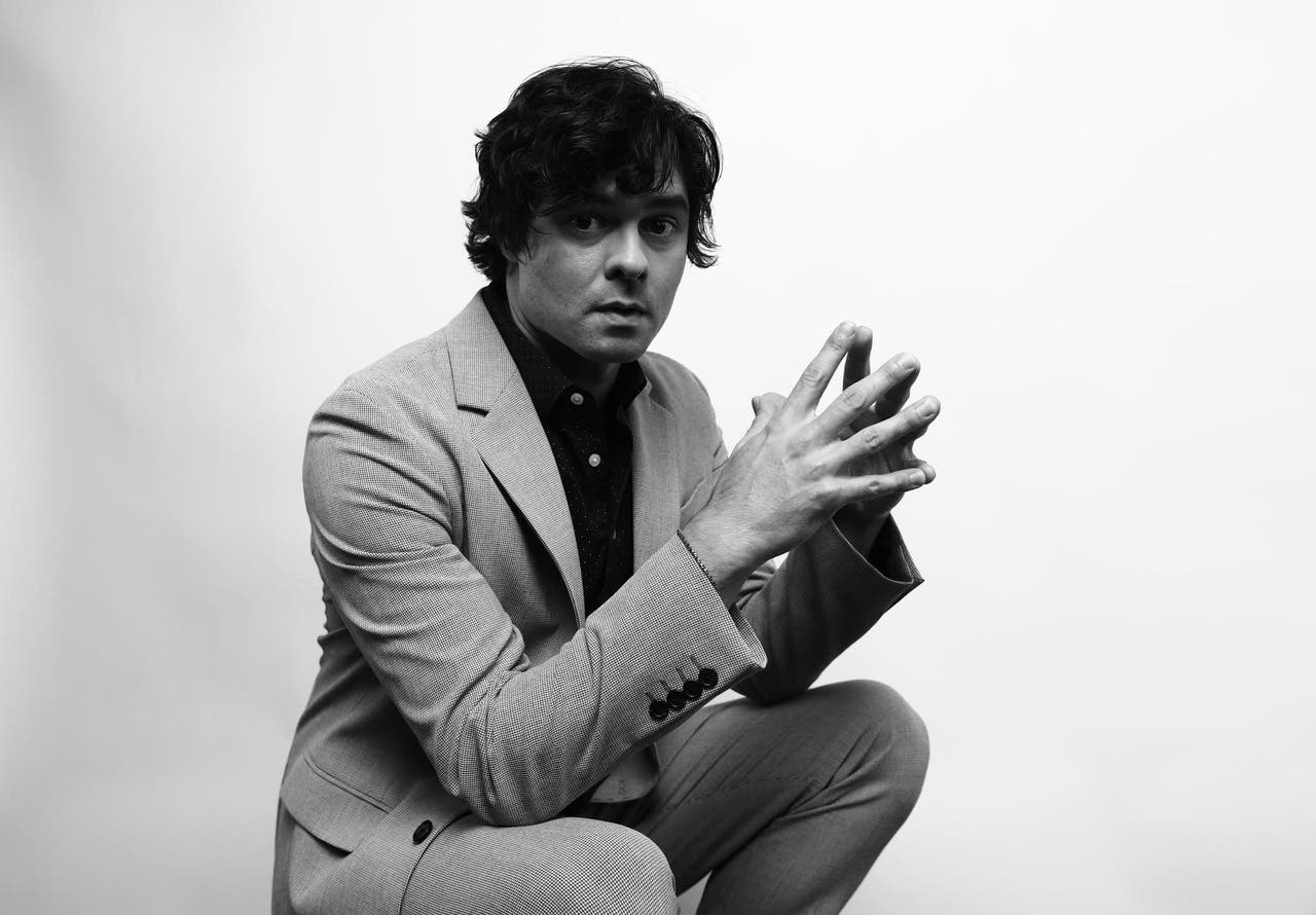 Groovin' in New Fairfield presents Matt Nakoa with special guest Caroline Cotter