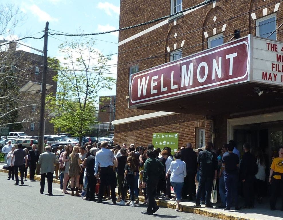 News small post card thumbnail