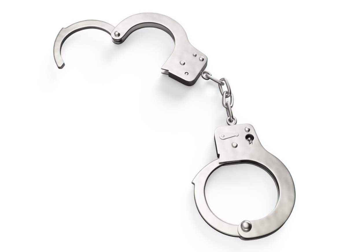 https://patch.com/img/cdn20/users/22844250/20180514/053114/styles/raw/public/processed_images/general_handcuffs2_shutterstock-1526333303-6135.jpg