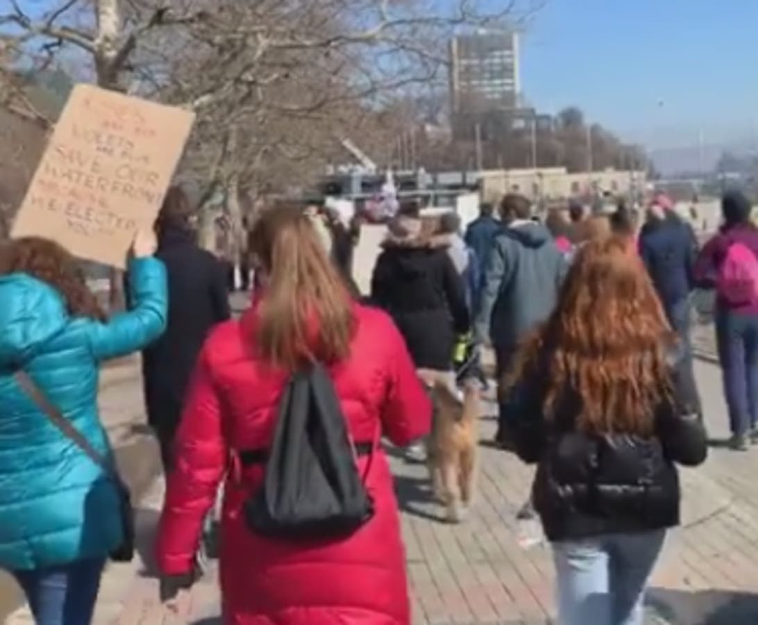 Hoboken residents rallied against NY Waterway’s plan to build a ferry maintenance facility at the Dry Dock on March 9.
