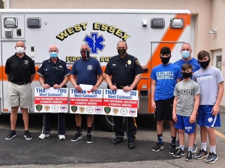 Residents of the Caldwells have been using a new way to raise donations amid the coronavirus crisis: lawn signs.