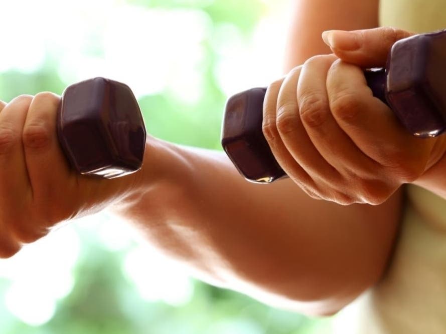 JCC MetroWest announces the return of in-person group exercise classes with the launch of their “Fitter on the Roof” outdoor fitness program.