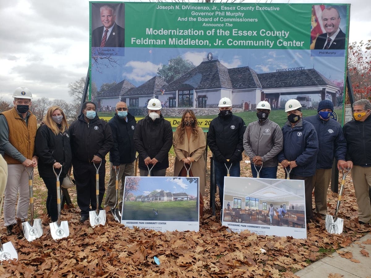 A 7,500-square-foot building at a county-run park in Newark will have a large room for activities, a full-service kitchen, and office and meeting space for the Weequahic Park Sports Authority and the Weequahic Park Association.