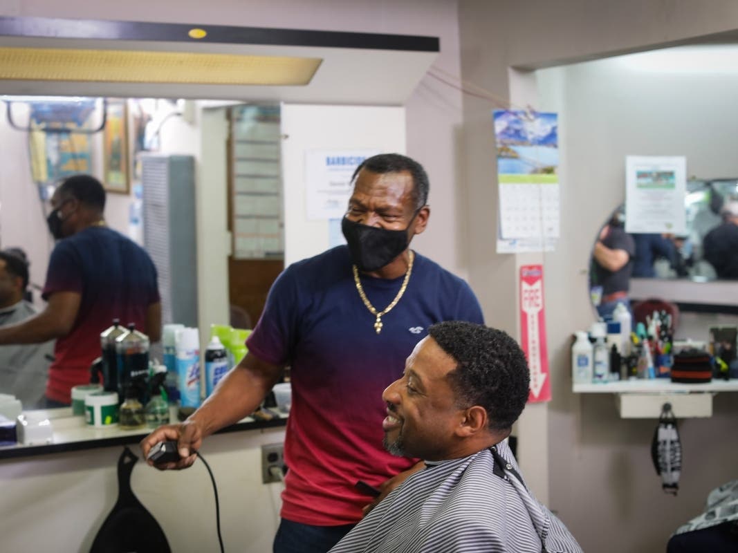 NJ Governor Visits PopUp Vaccine Site At Irvington Barber Shop Newark, NJ Patch