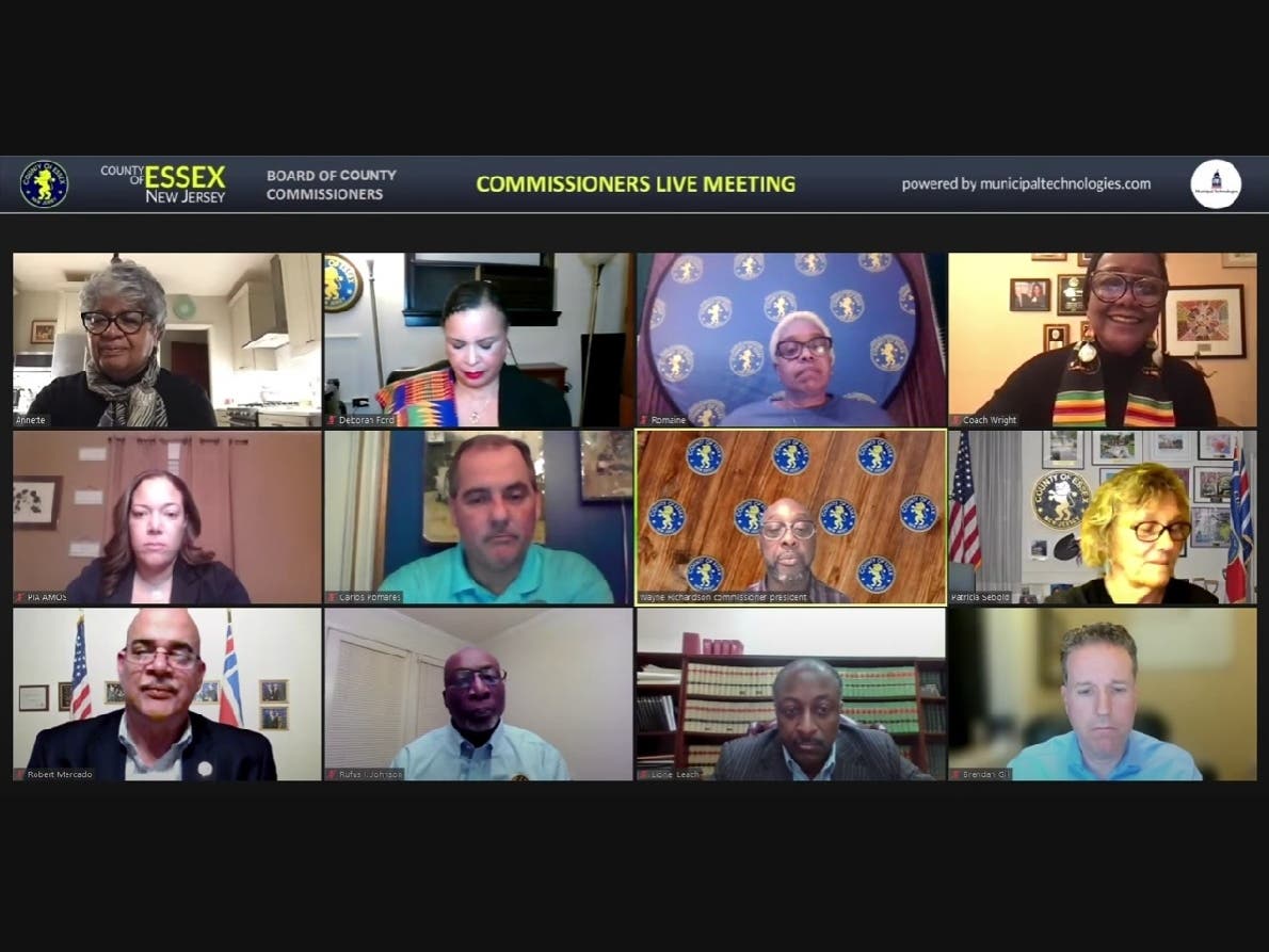 Annette Strickland (top row - left), Johanna L. Wright (top row –right) Pia Amos, granddaughter of the Hon. Roger M. Yancey (middle row – left), and Lionel Leach (bottom row, 3rd from left).