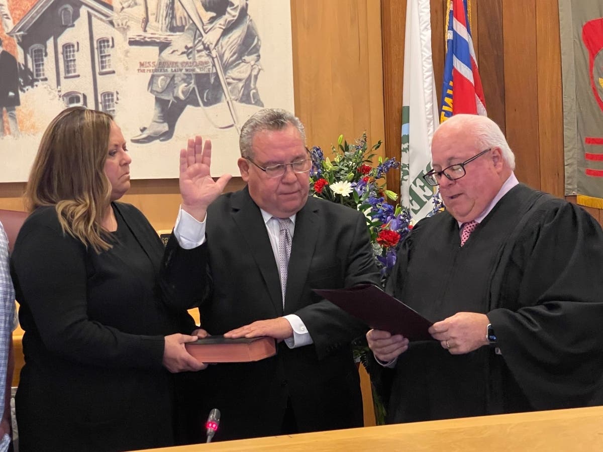 Joseph Scarpelli is sworn in as Nutley mayor at the Board of Commissioners meeting on Tuesday.