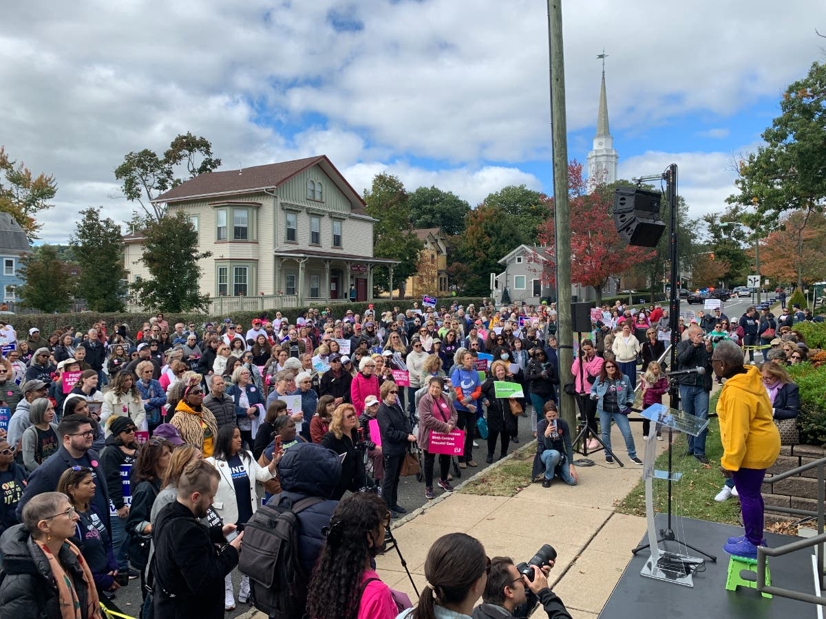 A coalition of advocates and a high-profile roster of Garden State Democratic leaders gather at a “March to ROEvember” rally on Saturday to support reproductive rights, including abortion, in Montclair, New Jersey.