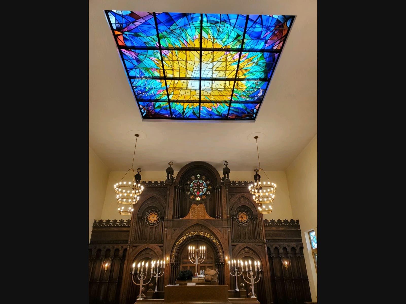 Newark’s oldest synagogue recently launched a new award that promotes “the repair of the world” as it celebrates the 100th year in its building on Broadway.