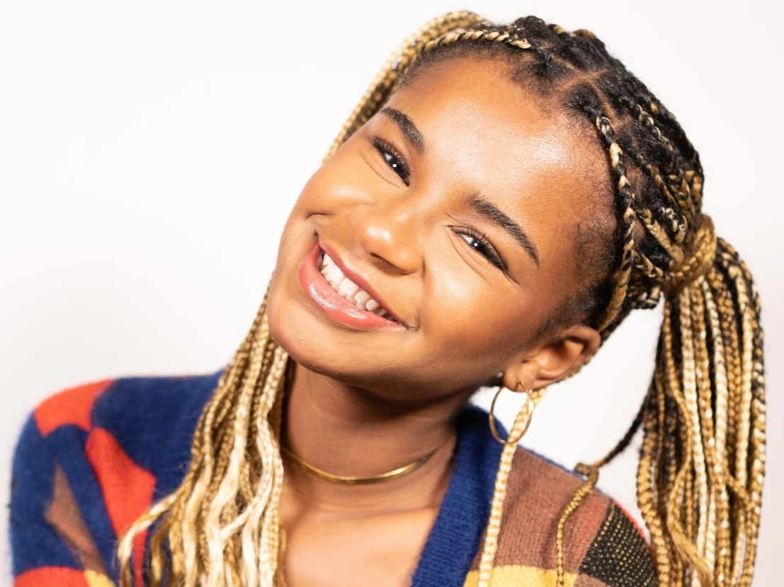 On Tuesday, former president Barack Obama, former first lady Michelle Obama, and Airbnb co-founder Brian Chesky announced that 100 college juniors from across the nation have earned a Voyager Scholarship, including Marley Dias of West Orange, NJ.