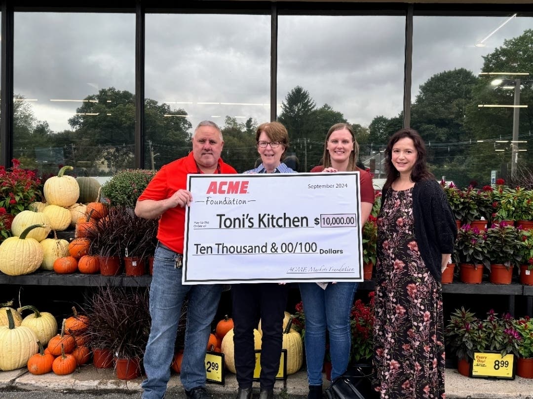 Toni’s Kitchen will be launching a new weekly “Neighborhood Mobile Market” in Montclair with the aid of a $10,000 donation from the ACME Markets Foundation.