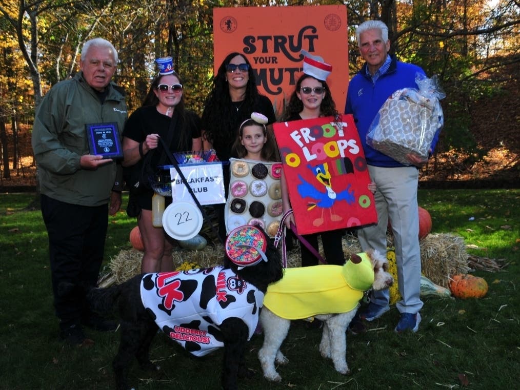 Essex County held three "Strut Your Mutt" Halloween dog costume contests at local parks for 2024.