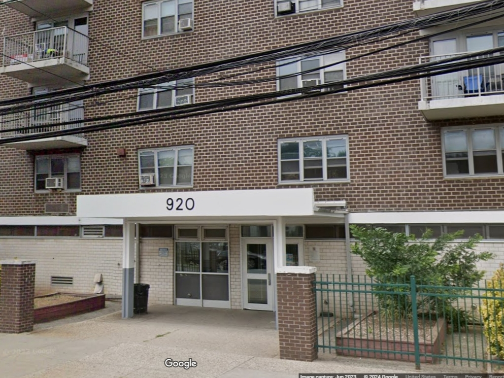 A transformer fire knocked out power at 920 Franklin Avenue in Newark and the surrounding area on Nov. 23.