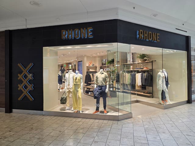 Major Apparel Retailer Opens New Store At Short Hills Mall | Millburn ...