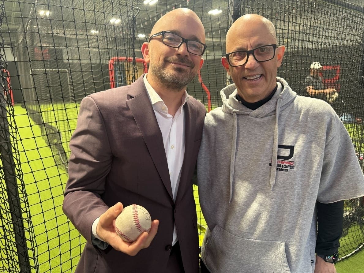 Lou DiChiaro, a 64-year-old former pro baseball player from New Jersey, is back to doing what he loves after a heart transplant: imparting lessons about America’s pastime to a new generation of players.