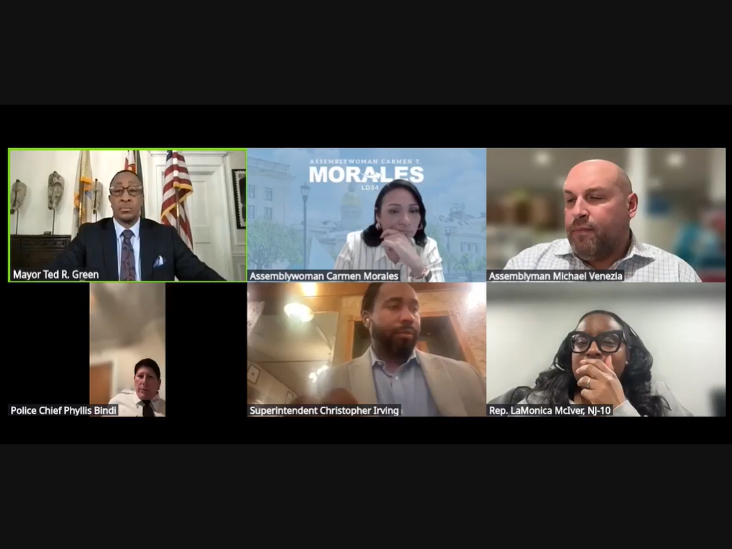 News small post card thumbnail