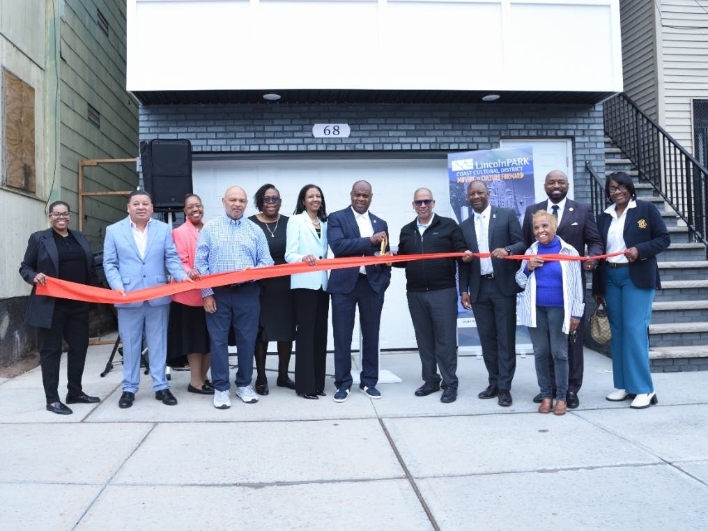 Abandoned House Renovated In Newark’s Lincoln Park Neighborhood