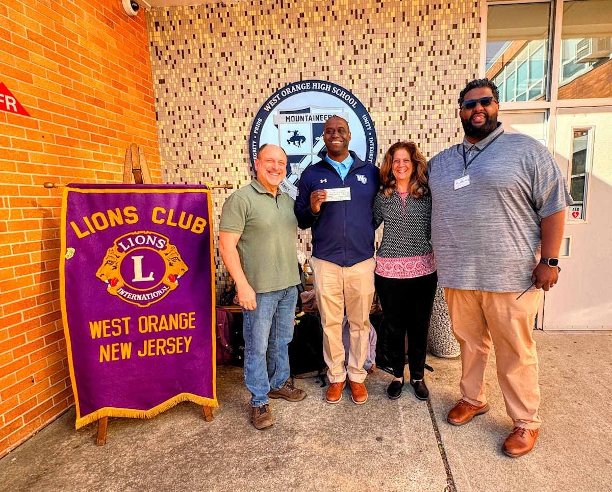 (L-R) Lions Club Director Roger Schneider, Superintendent Hayden Moore, Mayor Susan McCartney and WOHS Principal Oscar Guerrero