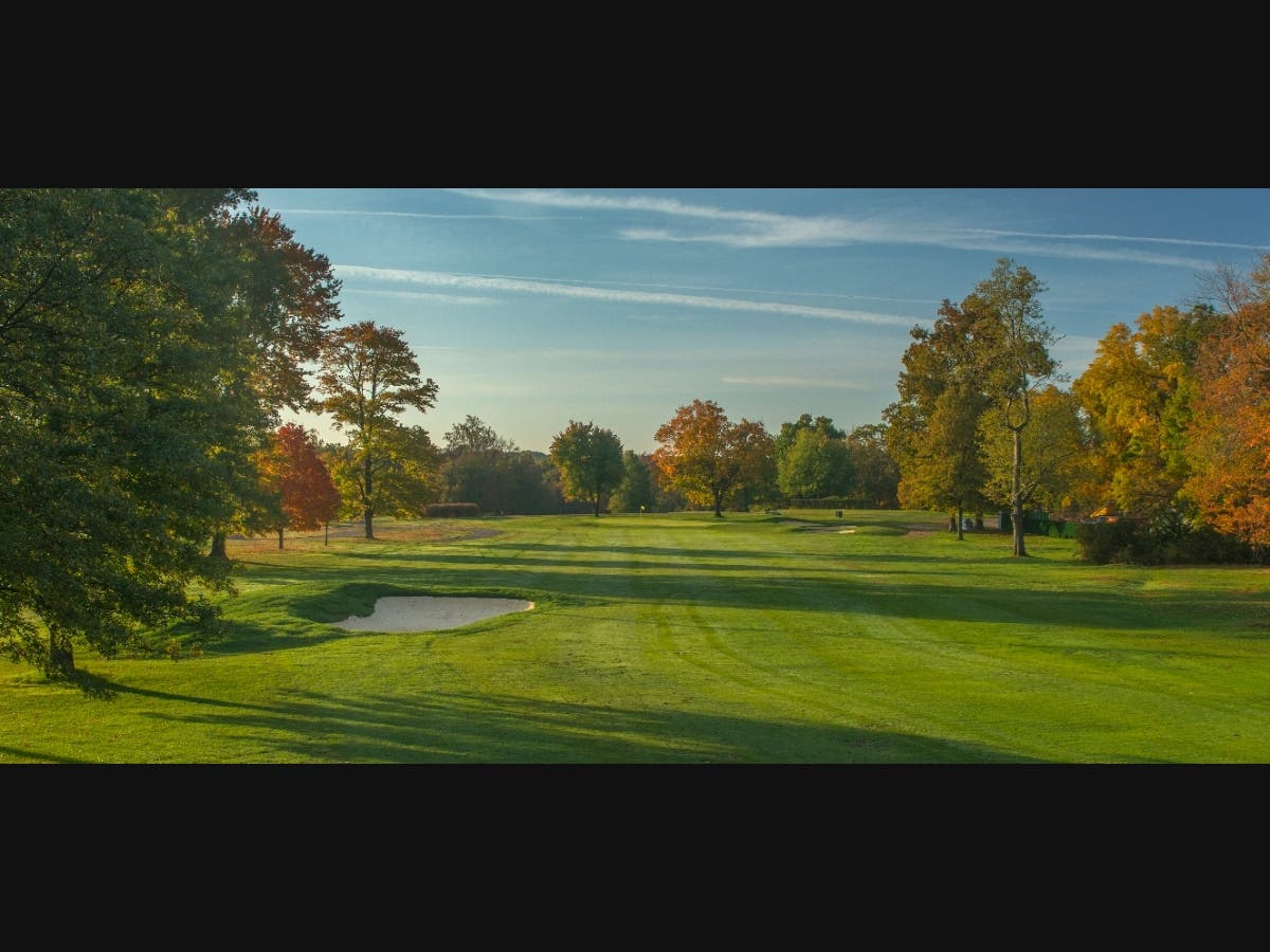 Mayor Ted Green and the East Orange City Council recently recognized the 100th anniversary of the East Orange Golf Course.