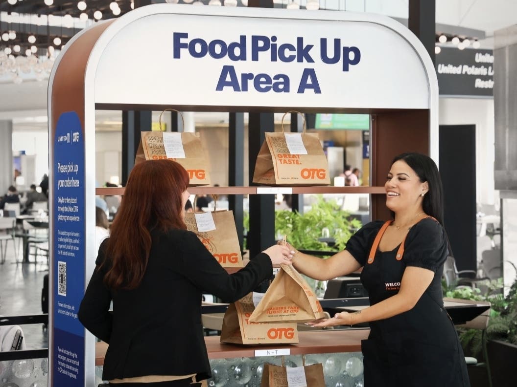 United Airlines is trying out a new service for travelers at Terminal C in Newark Airport in New Jersey, which will allow them to order food, drinks and other travel essentials in advance through an app.