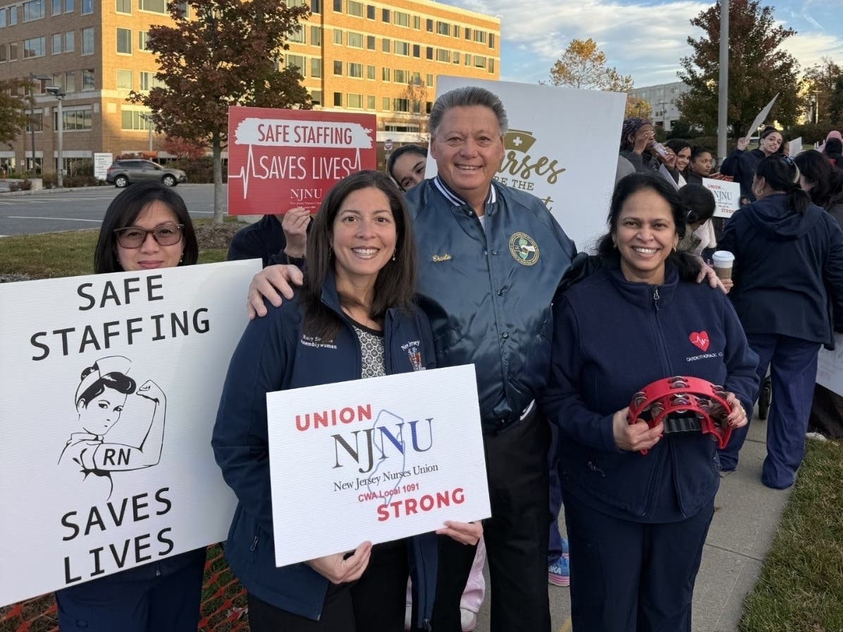 A group of unionized nurses rallied outside Cooperman Barnabas Medical Center in Livingston, NJ on Oct. 28, 2026.