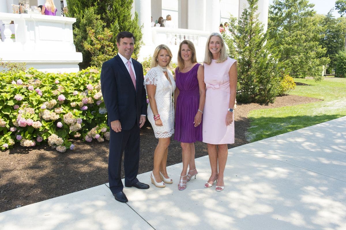 https://patch.com/img/cdn20/users/22846391/20160816/125147/styles/raw/public/article_images/power_of_pink_2016_091-1471365799-7725.jpg