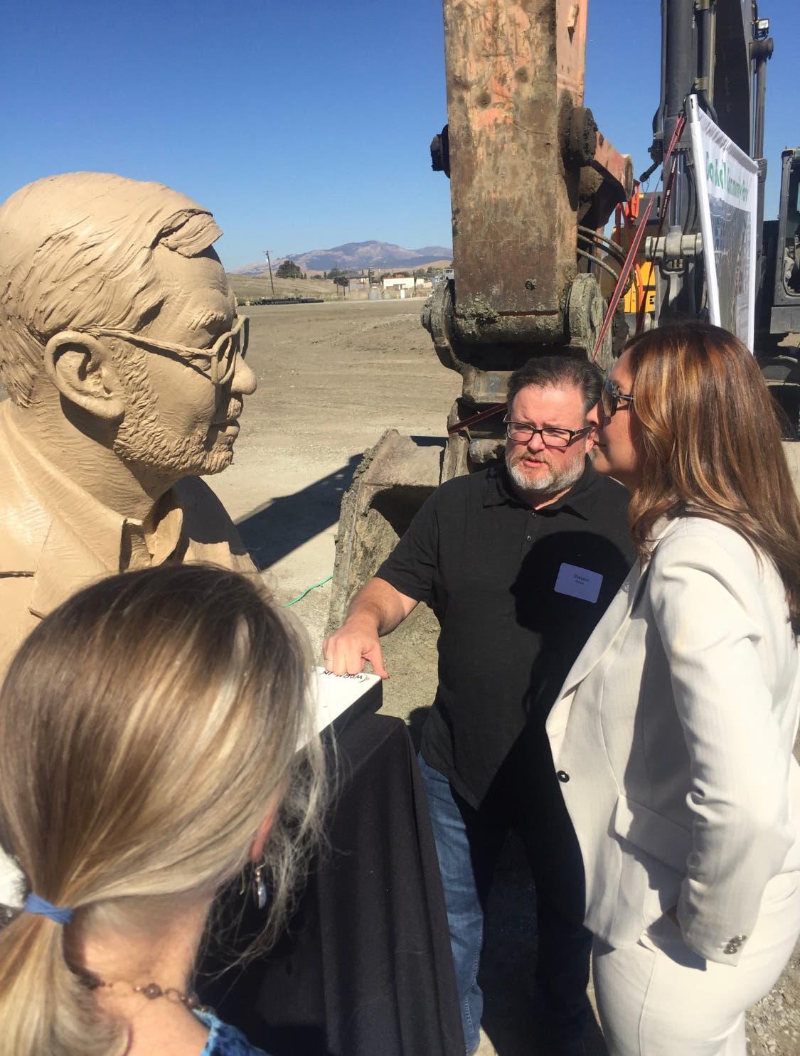 Artist with Don Biddle bust Artist with Don Biddle bust