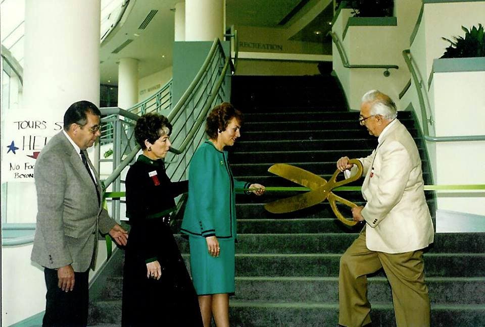 Ribbon cutting October 19, 1989
