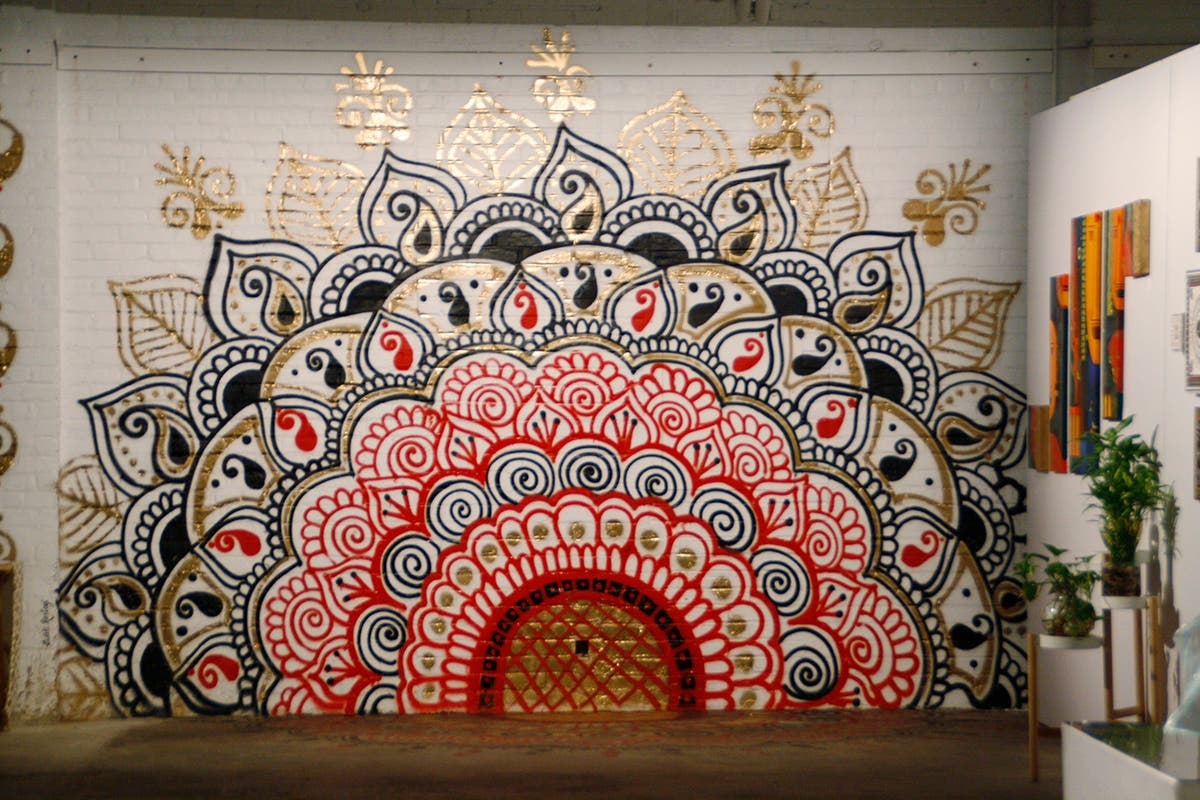 Mandala mural by Artist Swati Rastogi