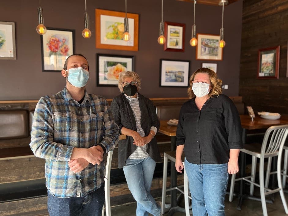 Patxi's Branch Manager Paulo, Sawsan (DAC President) and Buffy (DAC Art Circuit Chair)