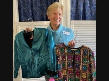 Add “shimmer” to your holiday festivities with these luminescent lovelies. 