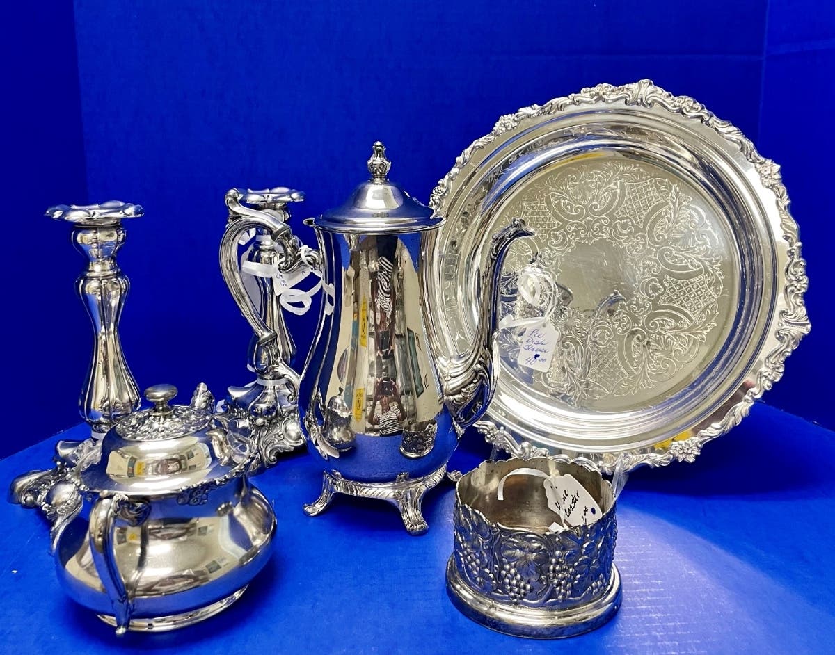 As with attire, table presentation is everything!