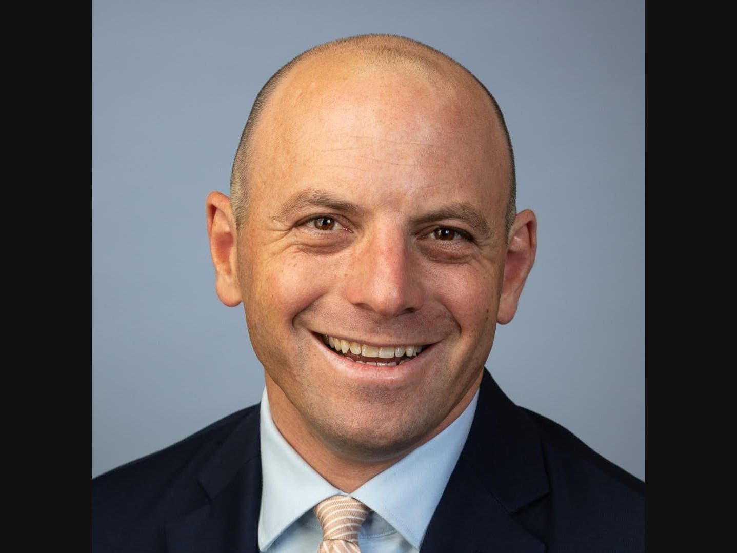 Ari Betof, Quaker and graduate of George School, has served as an independent school trustee, head of school, administrator, teacher, and is now a nationally recognized consultant on nonprofit organizational stewardship and financial sustainability. 