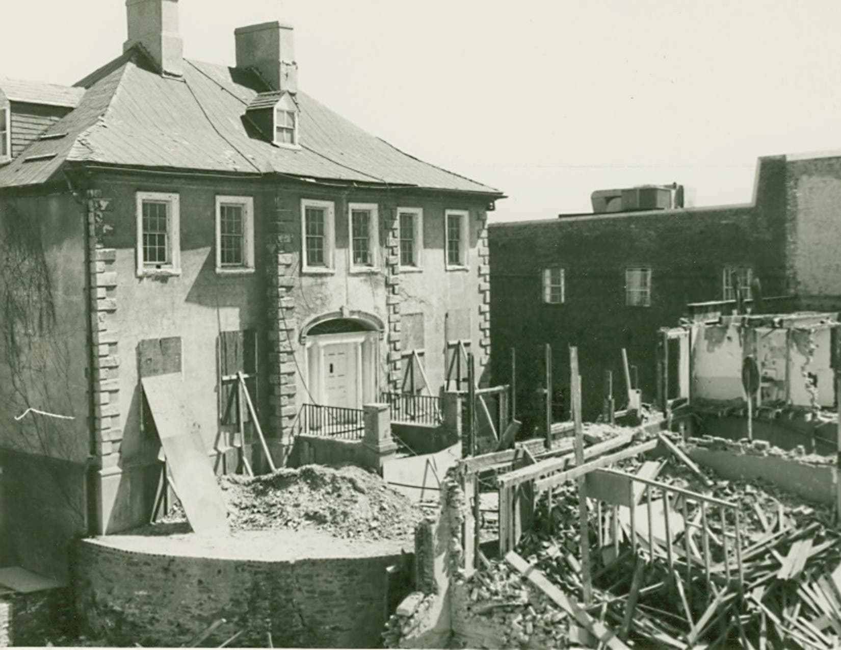 Specialty Tours: Preservation of Carlyle House