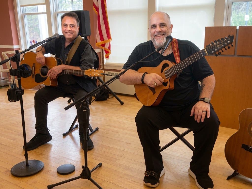 Creeque Alley folk-rock duo coming to Berlin on October 11